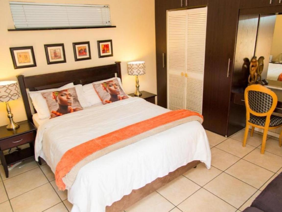 Sollunaa Guesthouse サントン 部屋 写真